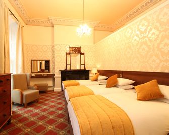 Castle Hotel - Dublin - Bedroom