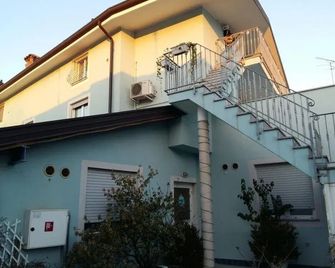 Albergo La Caravella - Monfalcone - Edifici