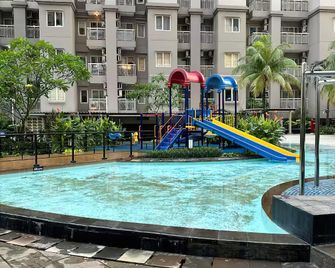 Platinum Royal Mediterania West Jakarta - Jakarta - Piscine