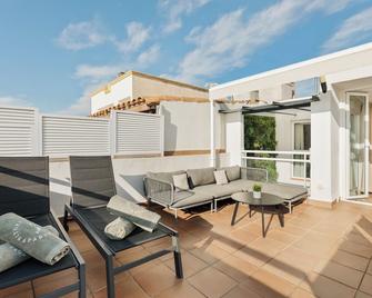 Sitges Group Beach Dreams - Sitges - Balkon