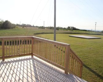 Wood Duck Cottage - Cavendish - Balcony