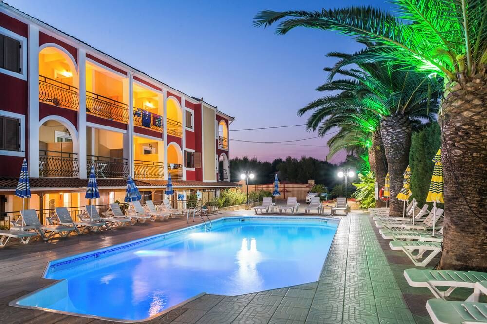 Rose Club Apartments - Laganas - Piscină