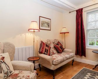 138D Old Star & Garter Mews - Ludlow - Вітальня