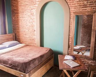 Puerta Vieja Hostel - San Cristóbal de las Casas - Habitación