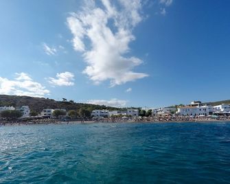 Aliki Studios - Paralia Agias Fotiinis - Outdoor view
