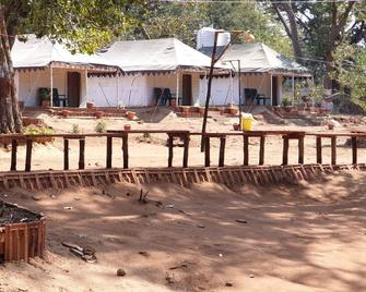 Satpura Adventure Resort & Camping - Pachmarhi - Building