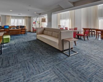 Holiday Inn Express & Suites London By IHG - London - Sala de estar