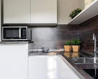 Domus - Bymyhomeincomo - Como - Kitchen