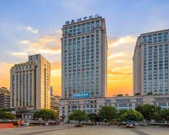 Ainawu E-sports Theme Hotel - Dazhou - Building