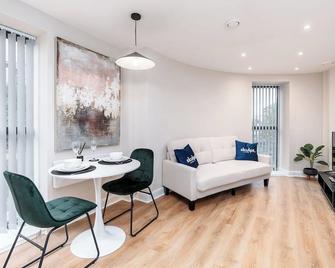 Elegant 1Bed Apt in Leeds City Centre - Leeds - Wohnzimmer