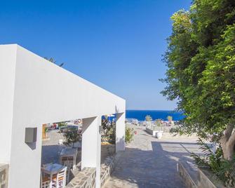 Peninsula Resort & Spa - Agia Pelagia - Building
