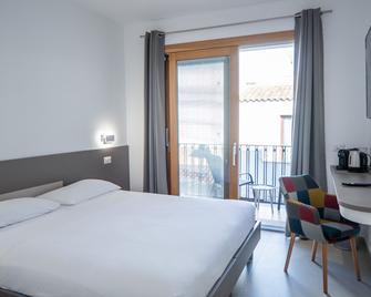 Nuova -Luxury Rooms & Apartment- - Olbia - Bedroom
