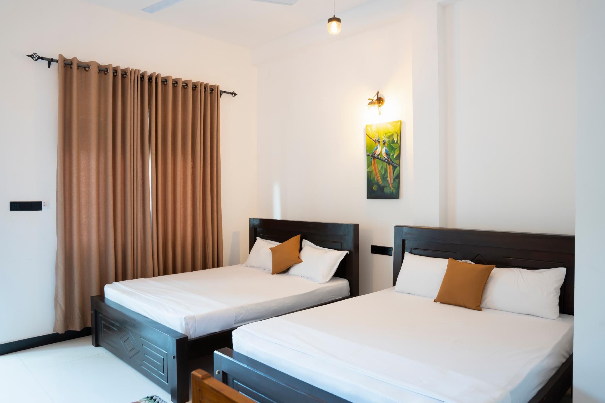 Ruhunu Holiday Inn - Kataragama - Bedroom