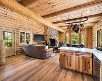 The Ranch at Lake Coeur d'Alene | Newly Built Log Cabin - Harrison - Living room