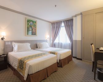 Hallmark Leisure Hotel - Malacca - Bedroom