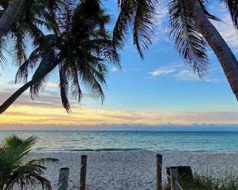 Hemingways Atlantic Retreat - Key West - Plage