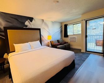 Wessex Inn By The Sea - Cowichan Bay
