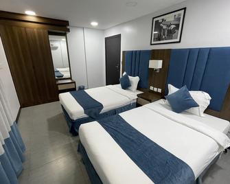 Terrace View 1 - Hotel Apartments - Al Khobar - Bedroom