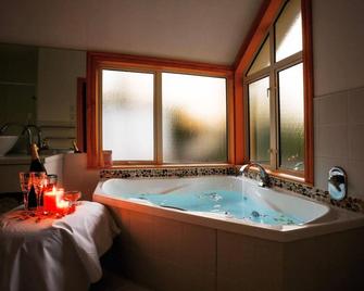 The Shan's Lodge - Queenstown - Bedroom