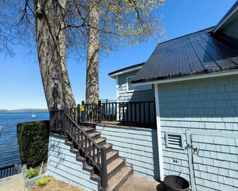 Lakefront Cottage in Colchester - Colchester - Extérieur