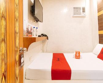 RedDoorz @ Piy Margal Sampaloc Manila - Manila - Bedroom