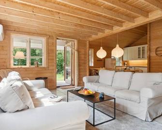 Pet Friendly Home In Kalundborg With Sauna - Kalundborg - Wohnzimmer