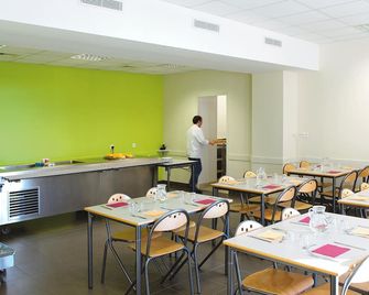 Jf Accueil & Formation - Шоле - Ресторан