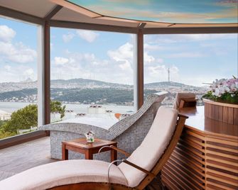 Intercontinental Hotels Istanbul By IHG - איסטנבול - מרפסת