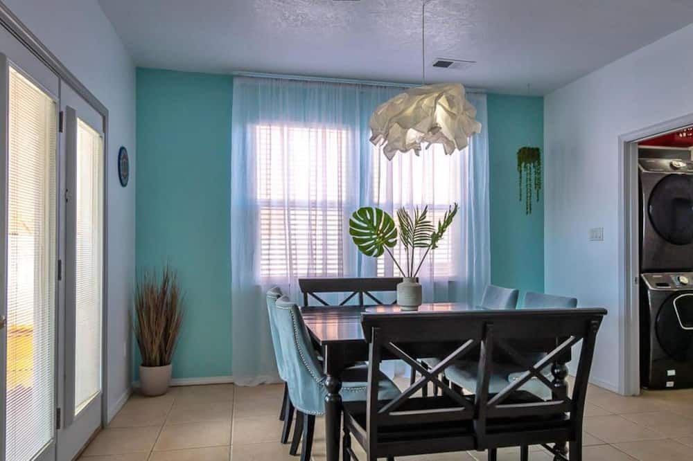 Sandia Views room with lock for Balloon Fiesta! - ריו ראנצ'ו - מסעדה