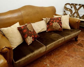 Hotel Segle XX - Tremp - Sala de estar