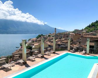 Hotel Castell - Montagnoli Group - Limone sul Garda