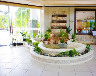 Vista Marina Hotel and Resort - Subic Bay Freeport Zone - Lobby