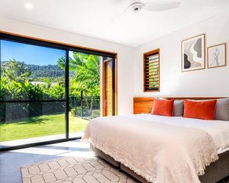 Luxico Aqua at Yangaro (with Car Parking) - Airlie Beach - Habitación