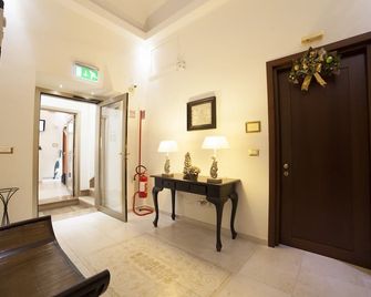 La Civetta - Foggia - Hallway