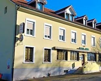 Hotel Restaurant Jura Dornach - Dornach - Gebouw