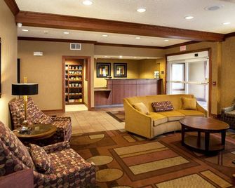 Fairfield Inn & Suites by Marriott Detroit Livonia - Livonia - Lounge
