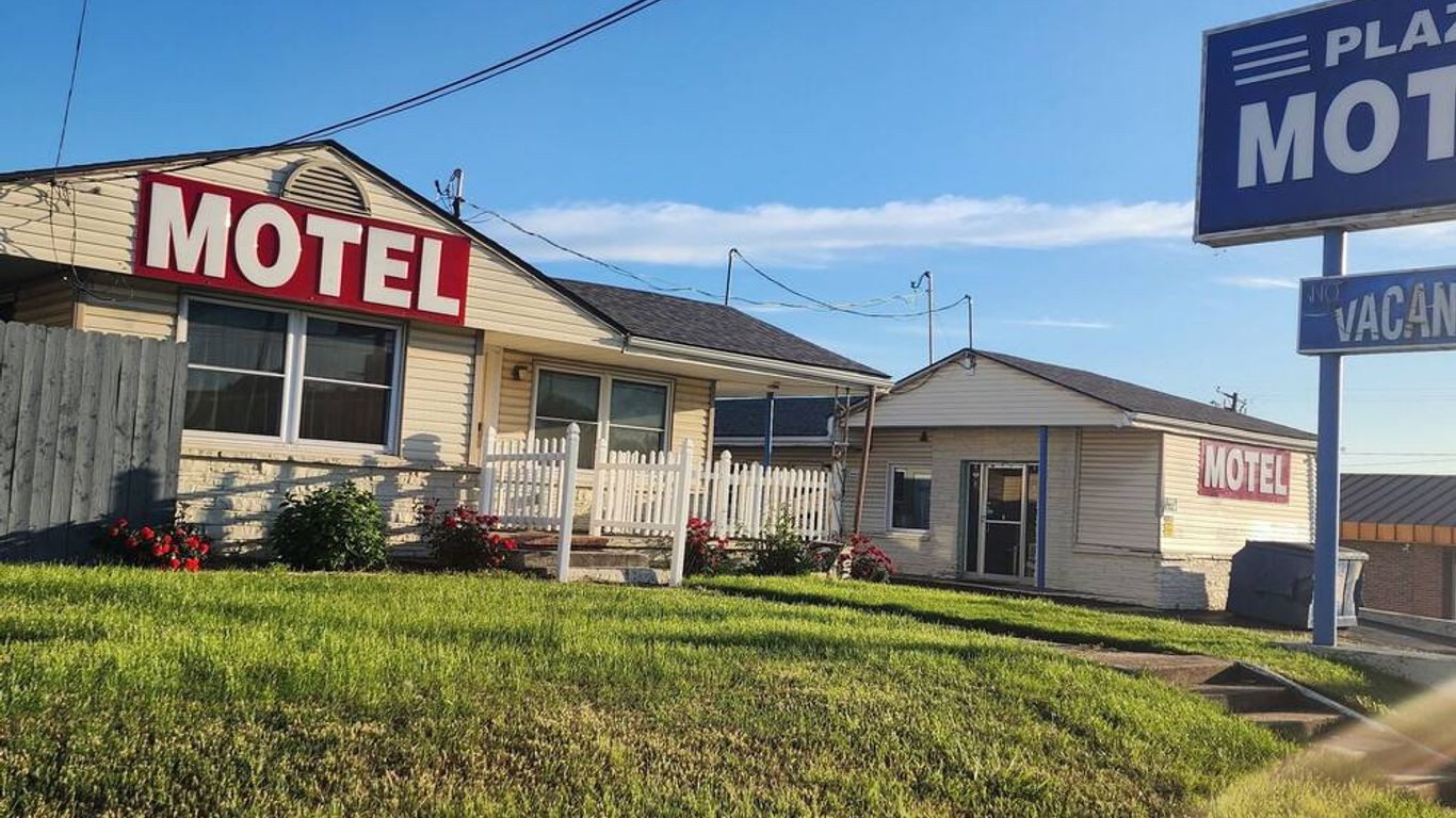 Plaza Motel
