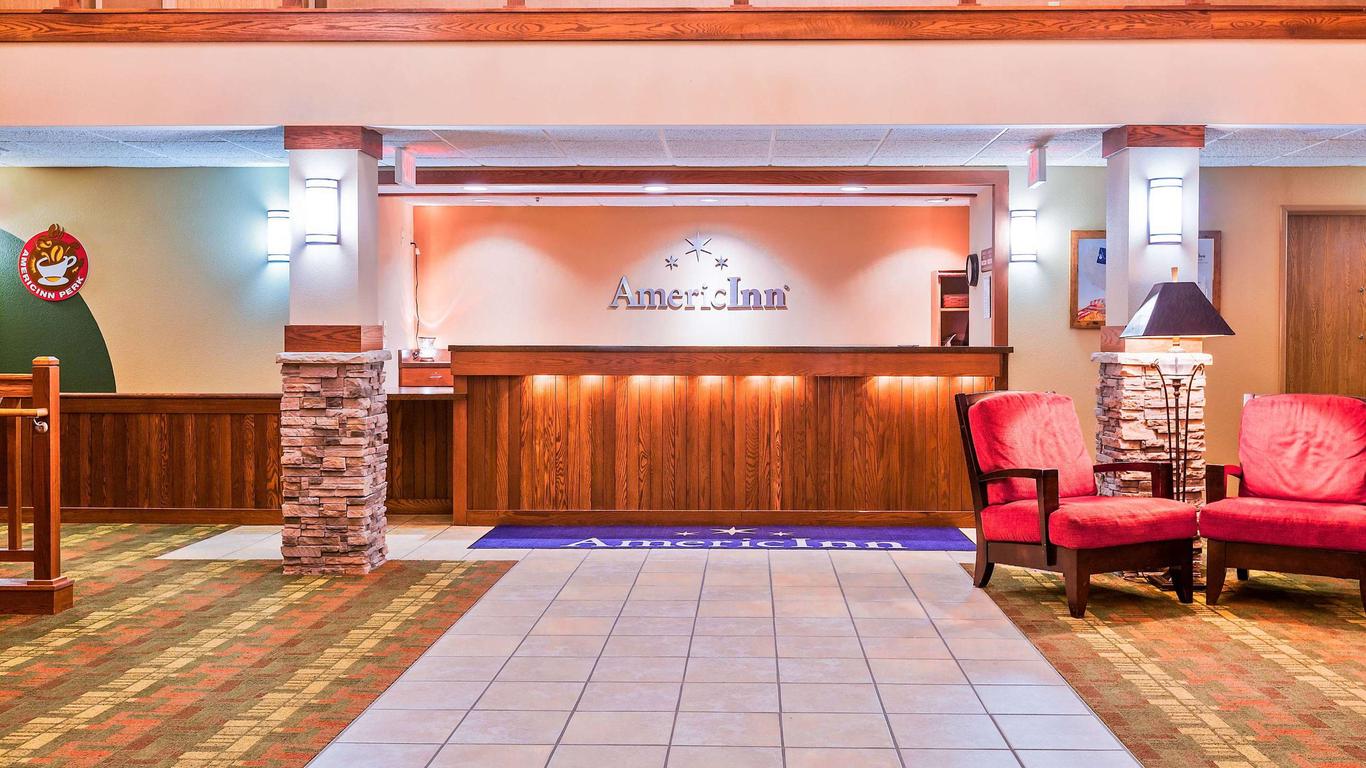 AmericInn by Wyndham Monmouth