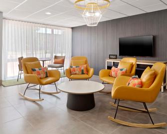 Spark by Hilton Grand Prairie - Grand Prairie - Lounge