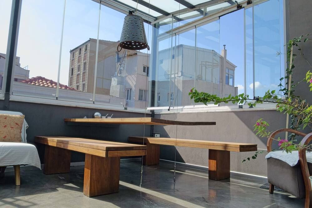 I'zaz - איסטנבול - מרפסת