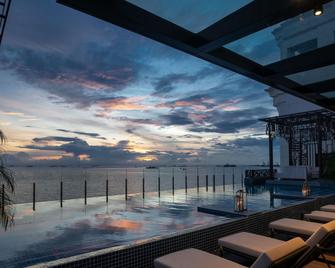 Admiral Hotel Manila MGallery - Manila - Edifício