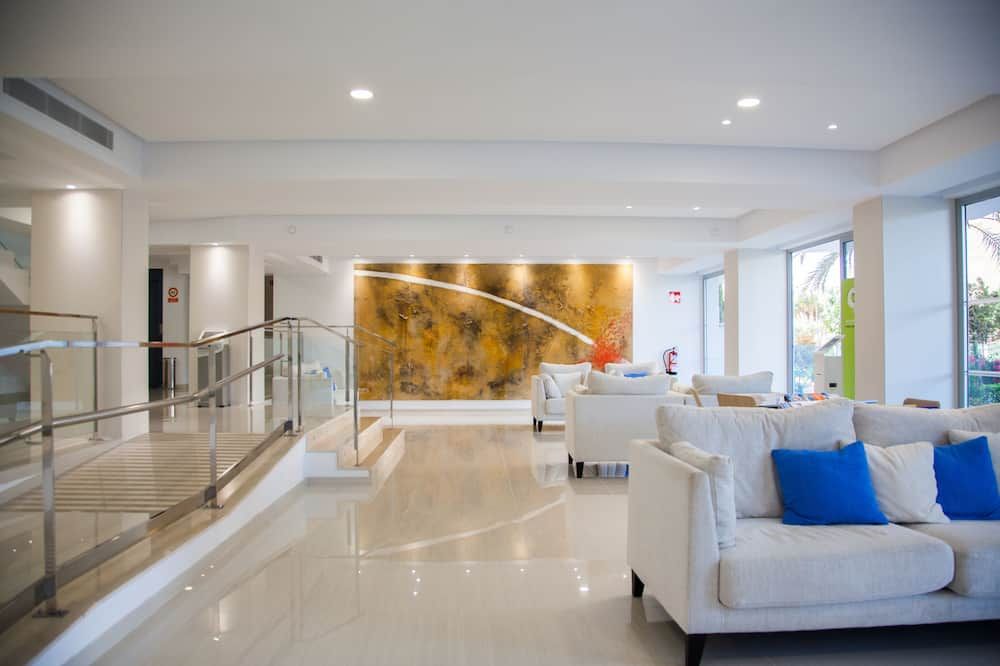 Globales Panamá - Adults Only