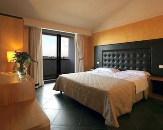 Hotel Briganti - Qualiano - Ložnice