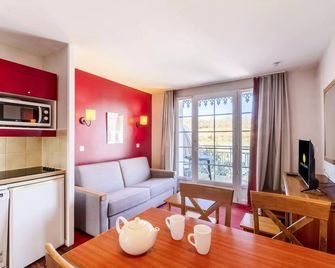 Residence Le Hameau du Lac - maeva Home - 2 room apartment for 4 people - Comfort - Marciac - Living room