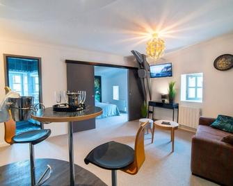 Appart'hotel Chalereux Au Coeur De Tulli - Tullins - Salon