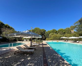 Masseria La Camardia - Sava - Piscina