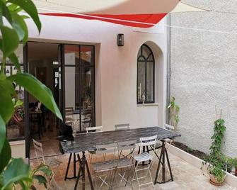La Centenaire Gruissan - Maison D'hôte - Gruissan - Patio