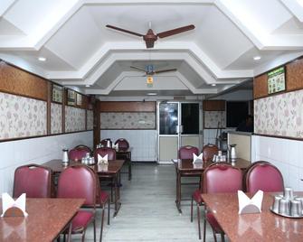 Hotel Valluvar - Karur - Restaurant