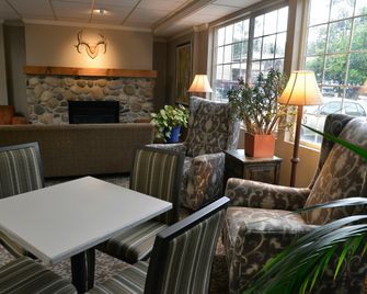 Hilltop Inn by Riversage - Billings - Vestíbul