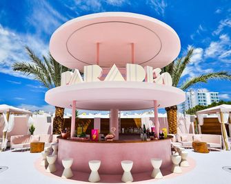 Paradiso Ibiza Art Hotel - Adults Only - סן ג'וזפ דה סה טלאיה - בר